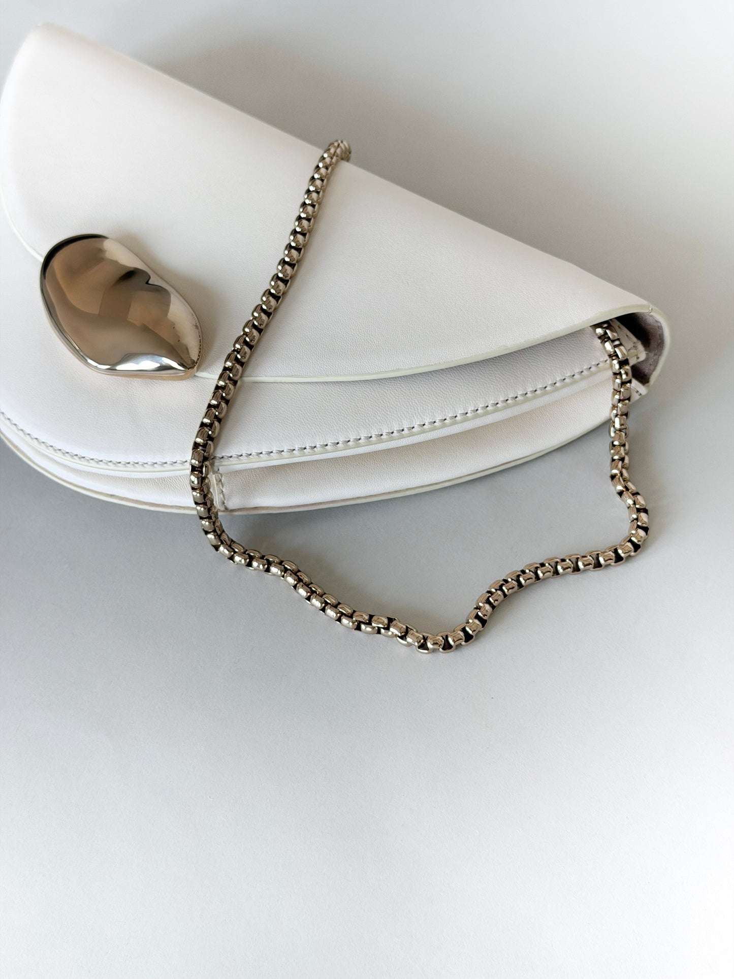 The Orb 2.0 | The Chain Clutch