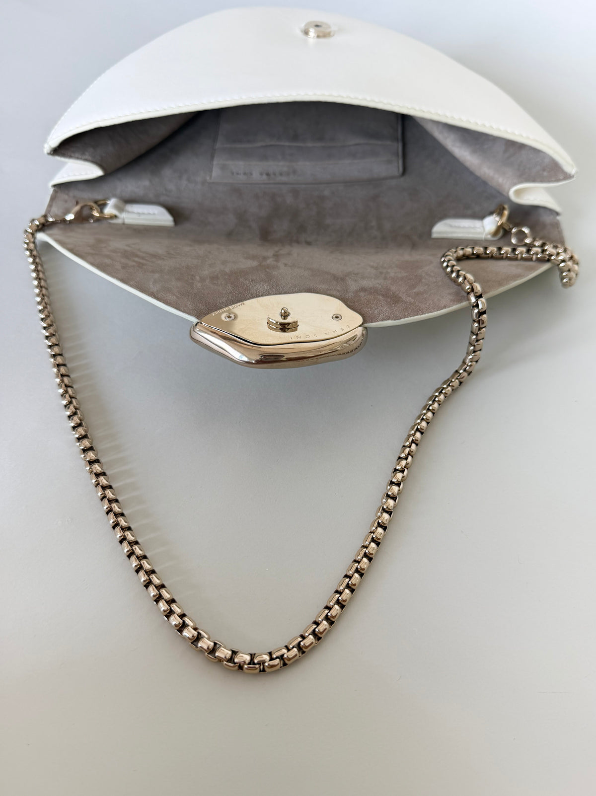 The Orb 2.0 | The Chain Clutch