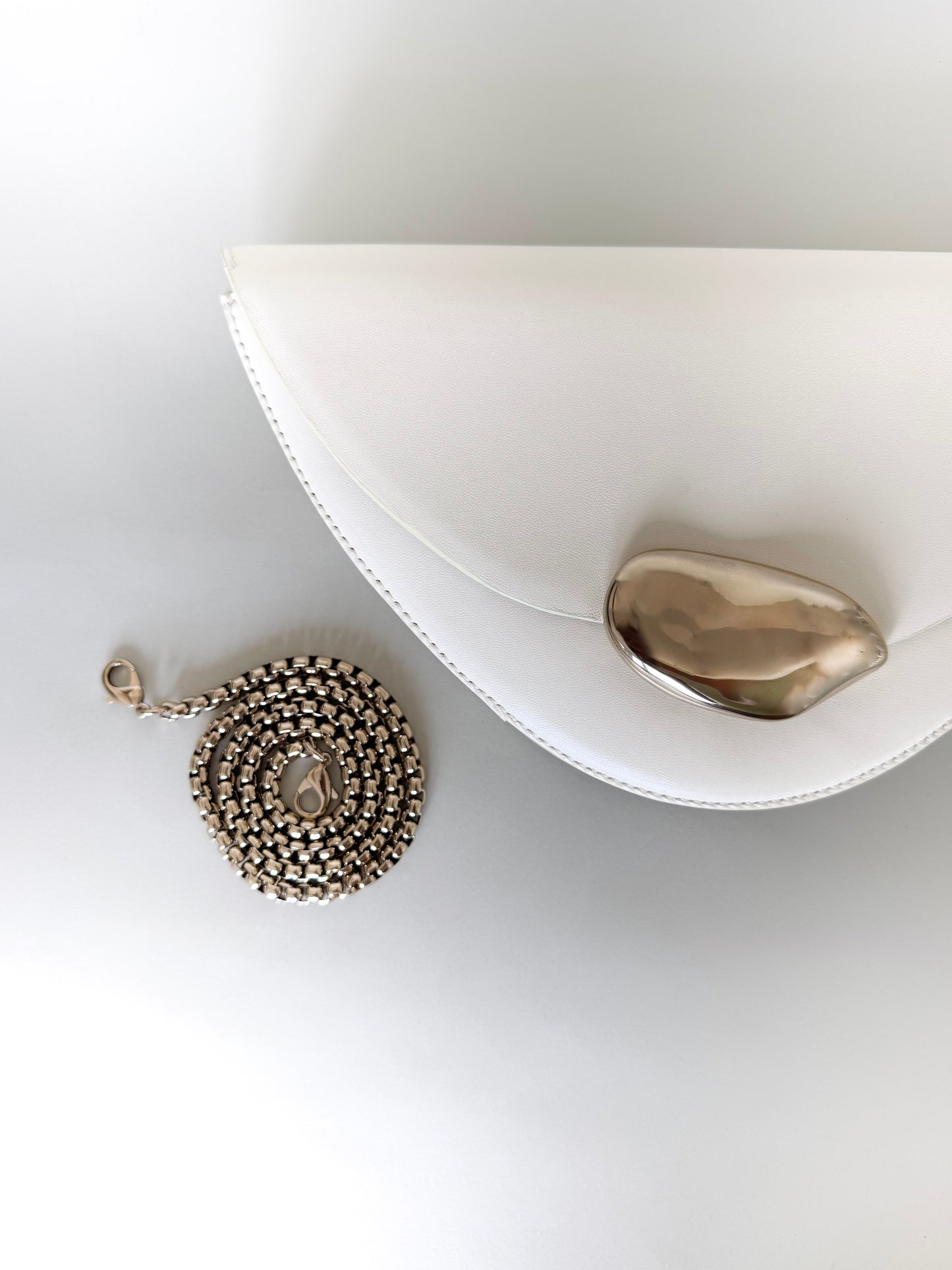 The Orb 2.0 | The Chain Clutch